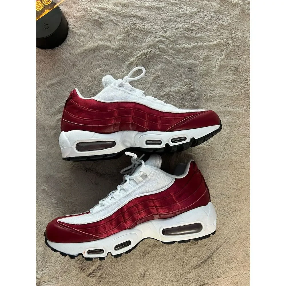 Nike Air Max 95 LX Women's Sneakers Red Size 8.5 Athletic Shoes